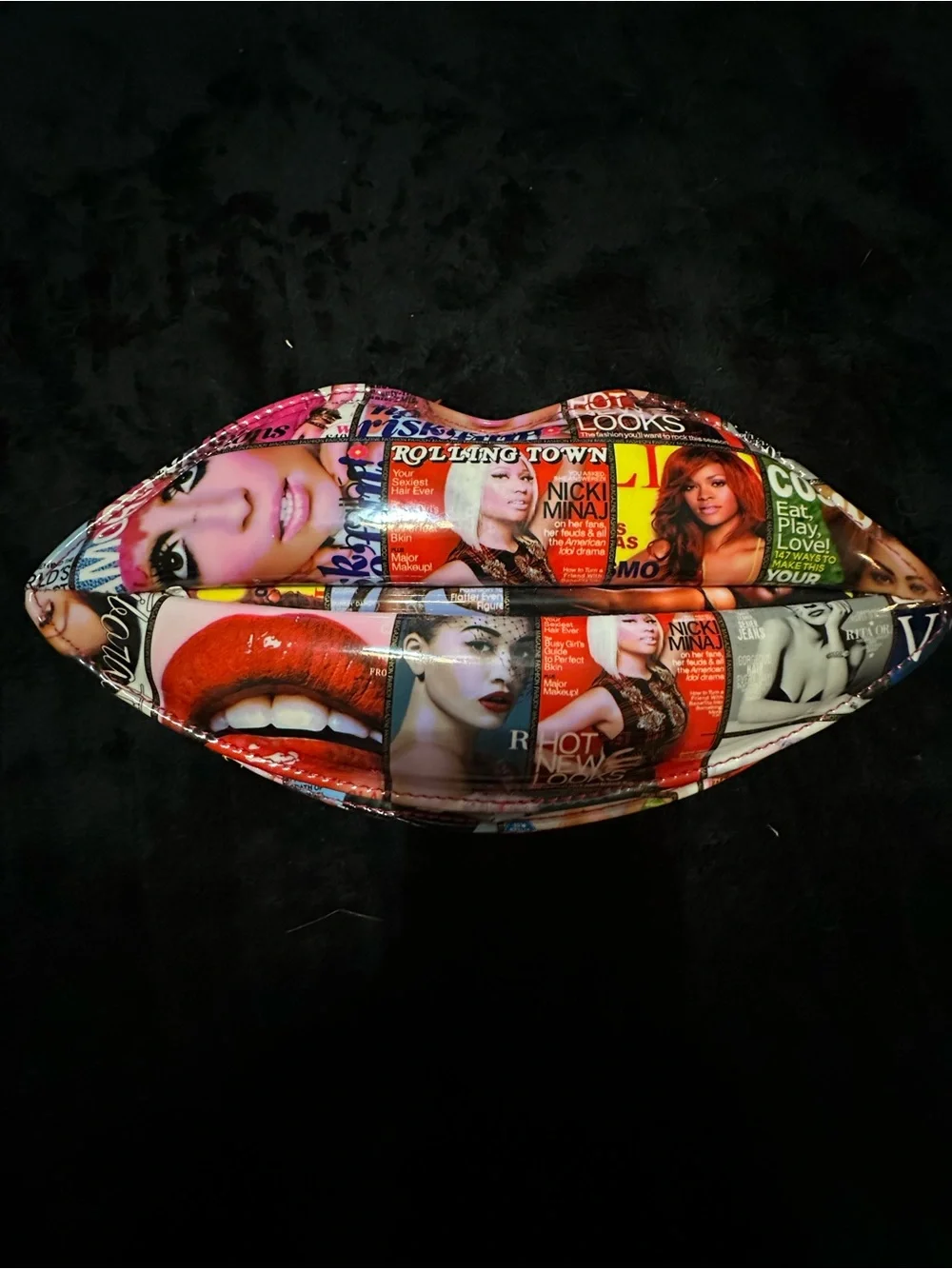 Lips Shaped Magazine Collage Clutch - Multicolor